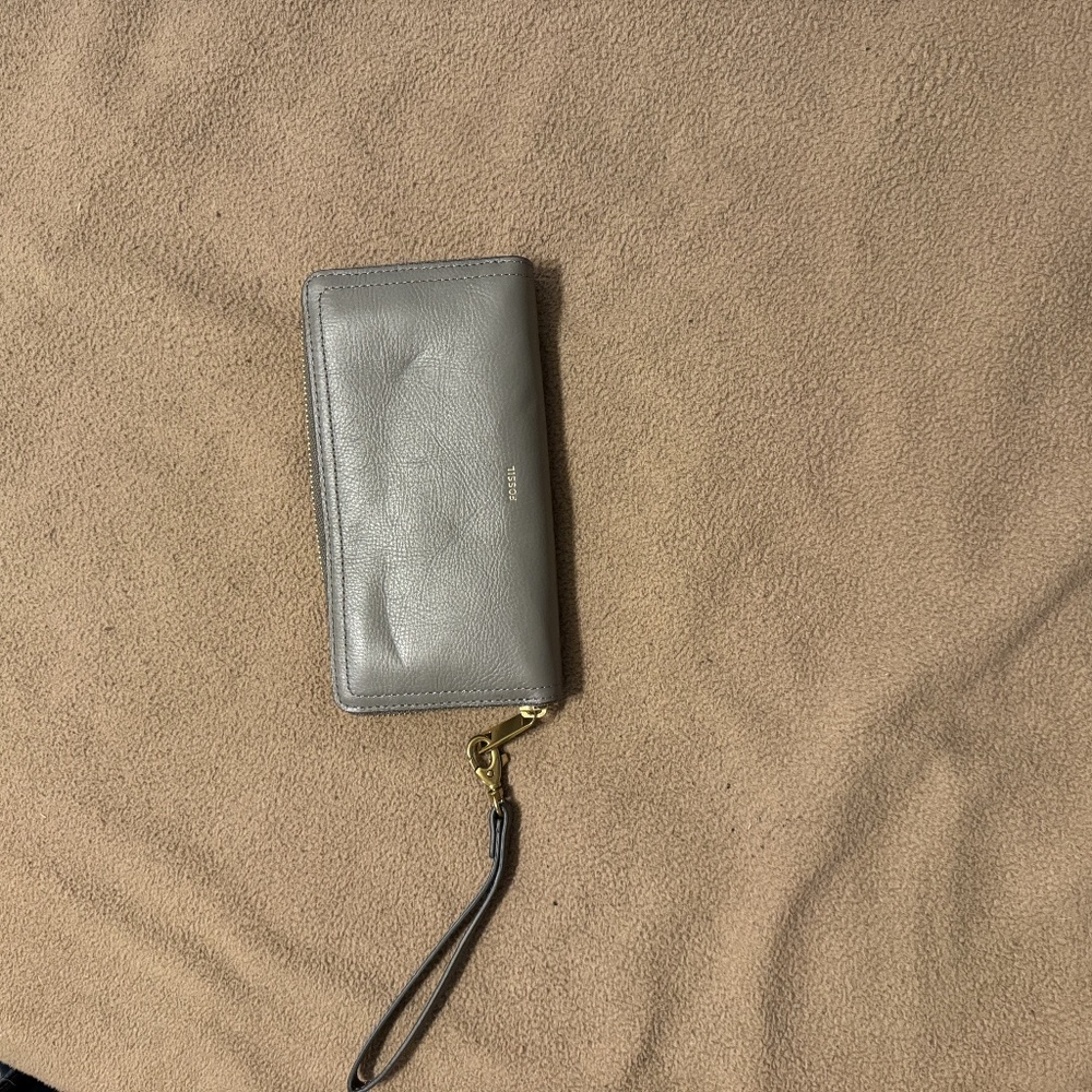 Fossil wristlet